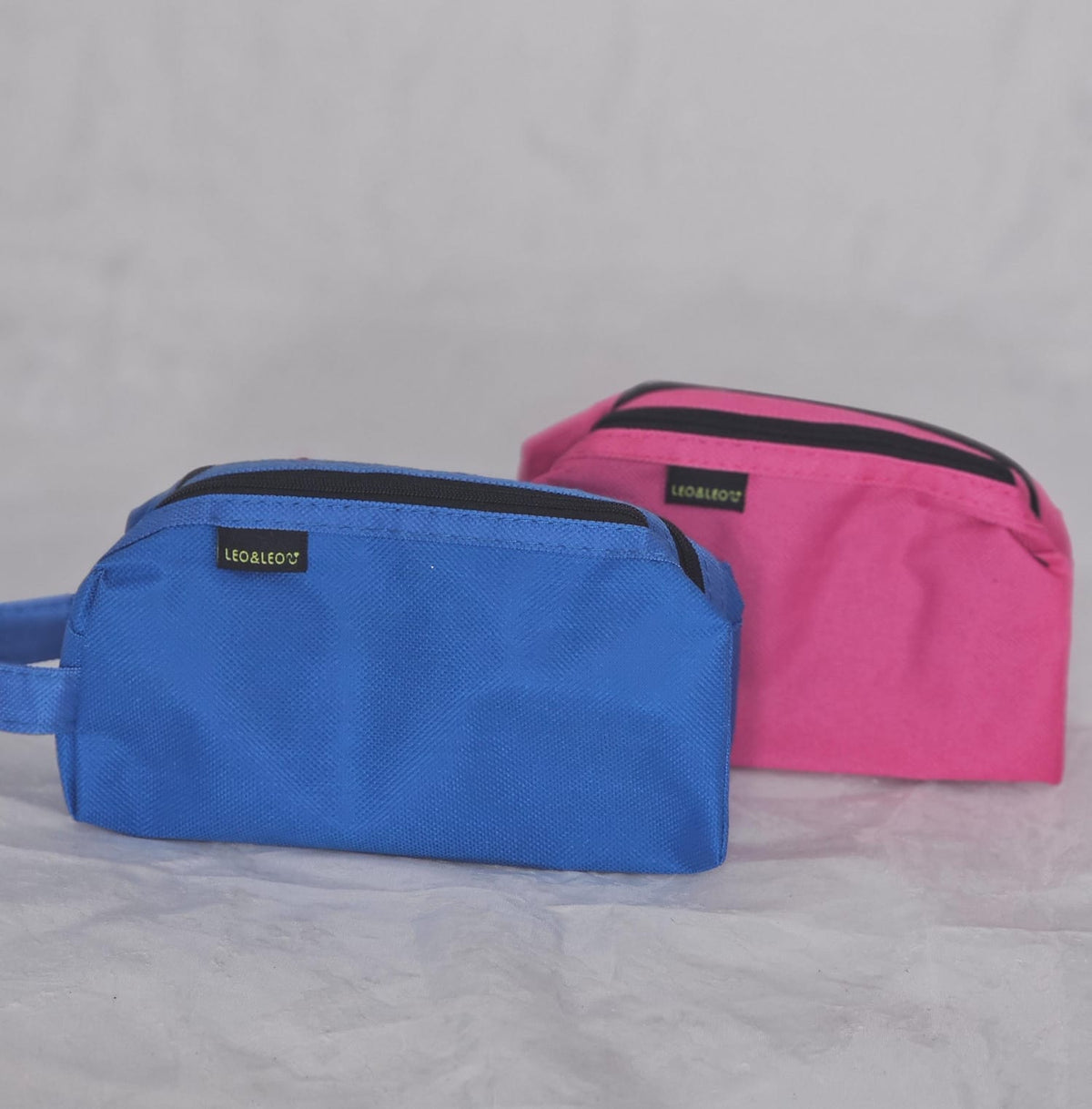 Estojo Duplo Retangular com Alça Carbon - Leo&Leo